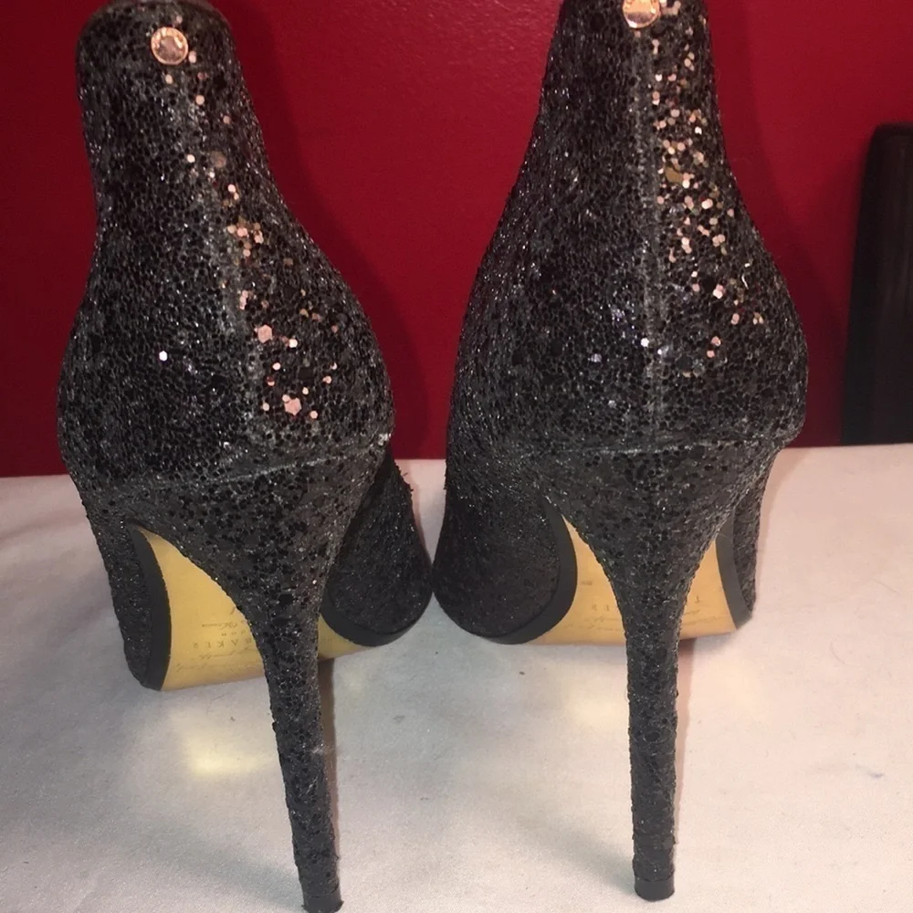 TED BAKER LONDON HEELS​​​​​​​​​​​​​​​​​​​​​​​​​​​​​​​​​​​​ - Picture 3 of 7